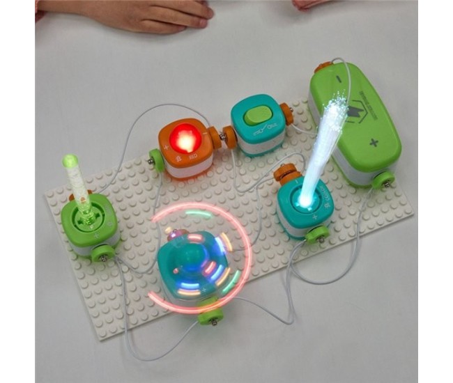 Kit experimente stem electrofun, primul meu kit de electronica, de la 6 ani Kit experimente stem electrofun, primul meu kit de electronica, de la 6 ani