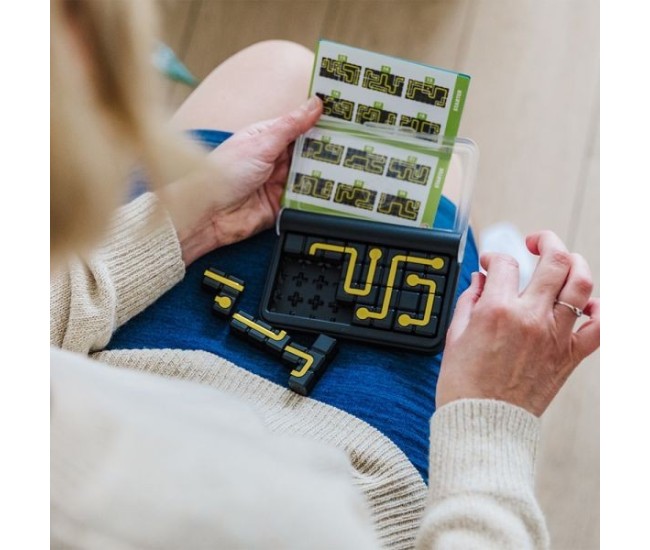 Smart games - iq circuit, joc de logica cu 120 de provocari, 8+ ani, editie lb. romana Smart games - iq circuit, joc de logica cu 120 de provocari, 8+ ani, editie lb. romana