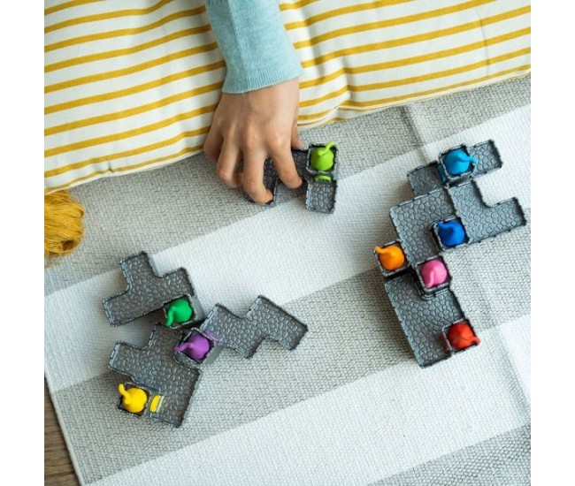 Smart games - tower stacks, joc de logica cu 80 de provocari, 8+ ani, editie lb. romana Smart games - tower stacks, joc de logica cu 80 de provocari, 8+ ani, editie lb. romana