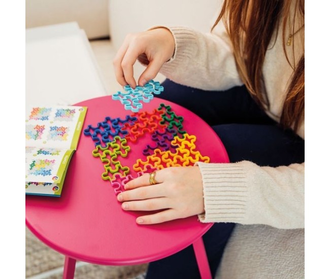 Smart games - iq matrix, joc de logica cu 120 de provocari, 7+ ani, editie lb. romana Smart games - iq matrix, joc de logica cu 120 de provocari, 7+ ani, editie lb. romana