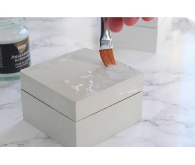 Primer pentru aplicarea foitelor metalice Kreul 50 ml Primer pentru aplicarea foitelor metalice Kreul 50 ml