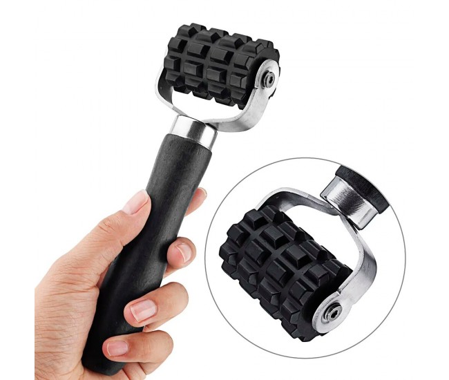 Rola Profesionala de presiune pentru aplicarea insonorizantului auto, mochetei sau materialului de plafon, latime rola 5cm Rola Profesionala de presiune pentru aplicarea insonorizantului auto, mochetei sau materialului de plafon, latime rola 5cm