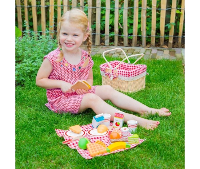 Cos de picnic cu accesorii din lemn - Joc de rol Cos de picnic cu accesorii din lemn - Joc de rol