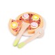 Pizza Salami - Set din lemn cu accesorii pentru joc de rol Pizza Salami - Set din lemn cu accesorii pentru joc de rol