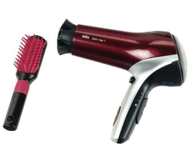Uscator de par Braun cu perie Uscator de par Braun cu perie