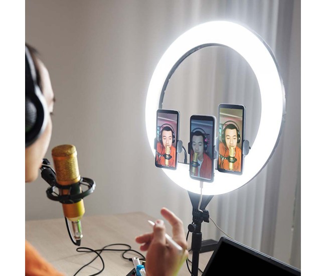 Selfie ring light 55w cu trepied si suport 3 telefoane Selfie ring light 55w cu trepied si suport 3 telefoane