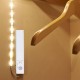 Banda led 2835 2.4w 1m 2700k senzor miscare alimentare baterii 4xaaa Banda led 2835 2.4w 1m 2700k senzor miscare alimentare baterii 4xaaa