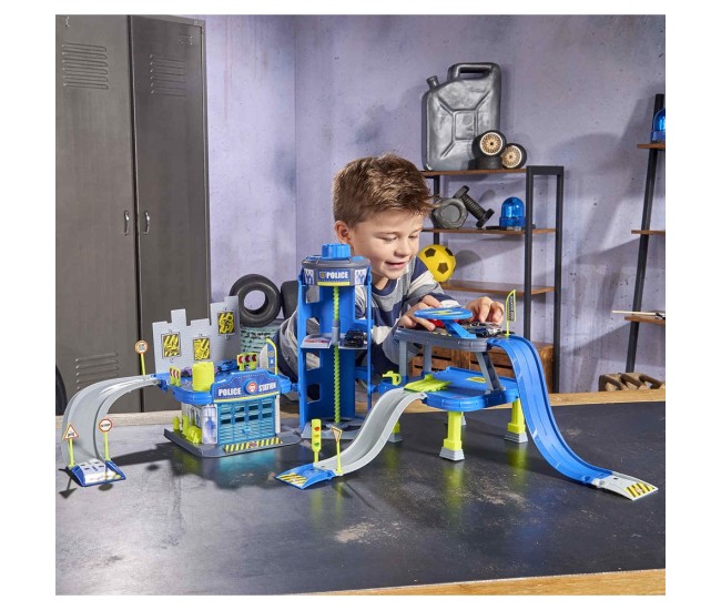 Pista de masini Majorette Creatix Police cu 5 masinute Pista de masini Majorette Creatix Police cu 5 masinute