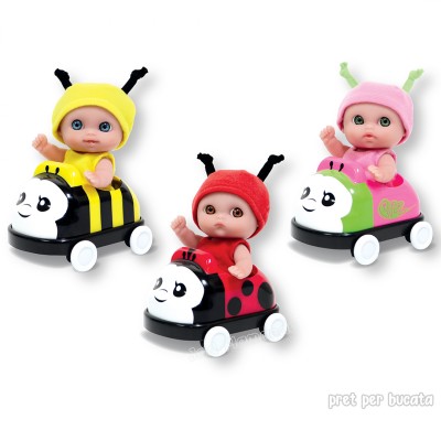 Jucarie Bebelus in masinuta - Lil Cutesies Jucarie Bebelus in masinuta - Lil Cutesies