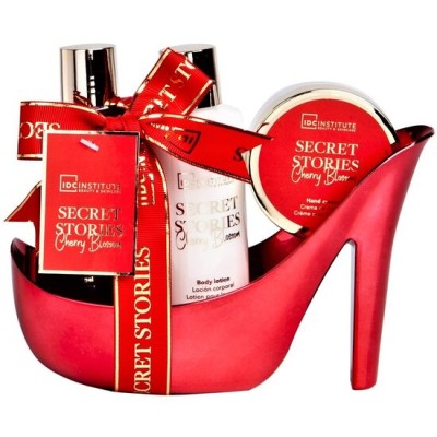 Set gel dus, lotiune corp si crema maini Secret Stories Cherry Blosom Shoe, IDC Institute 44019, 410 ml Set gel dus, lotiune corp si crema maini Secret Stories Cherry Blosom Shoe, IDC Institute 44019, 410 ml
