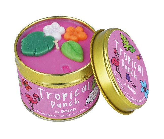 Lumanare parfumata 180g Tropical Punch (Cutie metalica), Bomb Cosmetics Lumanare parfumata 180g Tropical Punch (Cutie metalica), Bomb Cosmetics