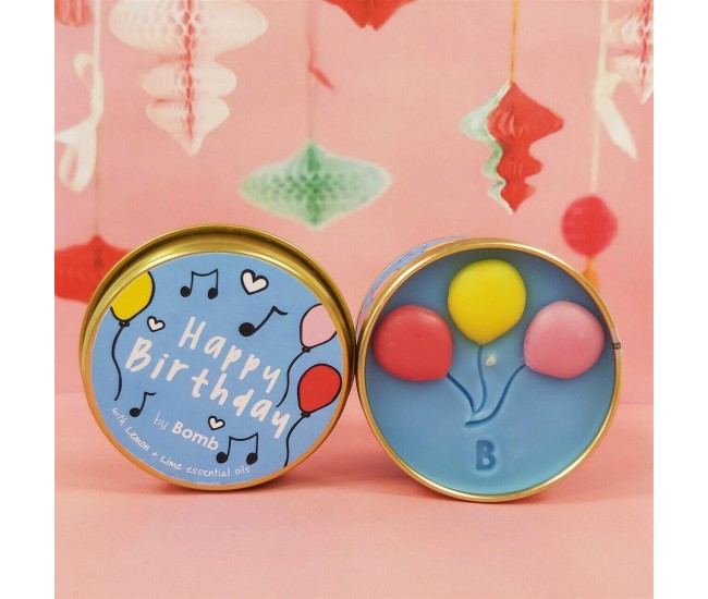 Lumanare parfumata 180g Happy Birthday (Cutie metalica), Bomb Cosmetics Lumanare parfumata 180g Happy Birthday (Cutie metalica), Bomb Cosmetics