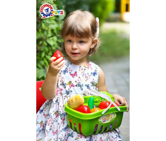 Set de fructe in cos de picnic albastru, Technok, (5354), 17 piese Set de fructe in cos de picnic albastru, Technok, (5354), 17 piese