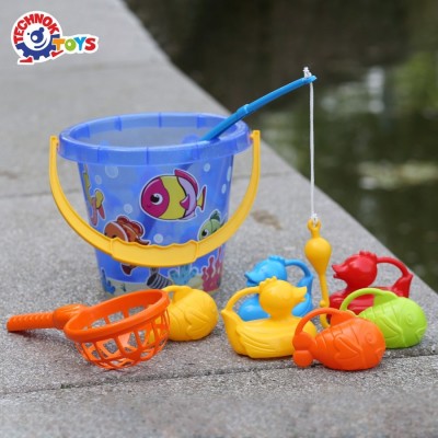 Set de joaca de pescuit, Technok, cu galeata si accesorii
