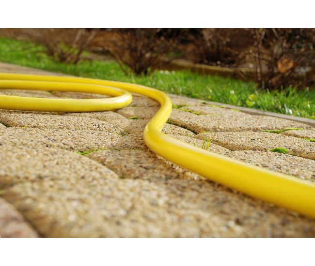 Furtun pentru gradina Cellfast Plus cu 3 straturi, 1 2 , Armat, 50m, protectie UV Furtun pentru gradina Cellfast Plus cu 3 straturi, 1 2 , Armat, 50m, protectie UV