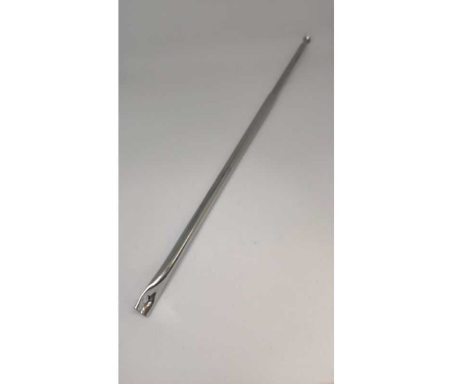 Antena telescopica radio FM 25-78cm prindere cu surub Antena telescopica radio FM 25-78cm prindere cu surub