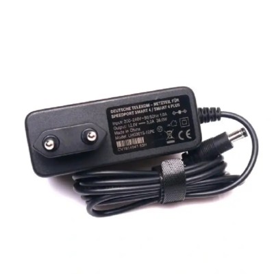 Alimentator SMPS 230V - 12V 2A conector 5.5x2.5 mm pentru camere supraveghere si case de marcat 