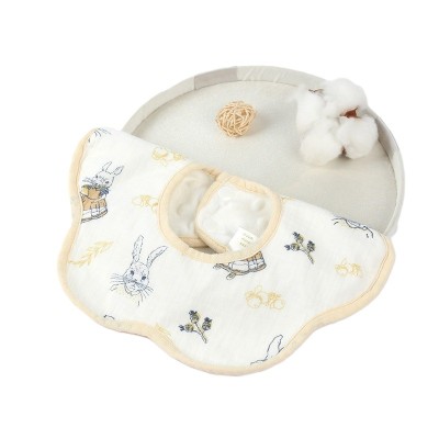 Baveta Tip Floare, Flippy, din Bumbac, pentru Copii 0-12 Luni, Rezistenta la apa, cu Capse, Model cu Iepurasi, 26 x 29 cm, Alb