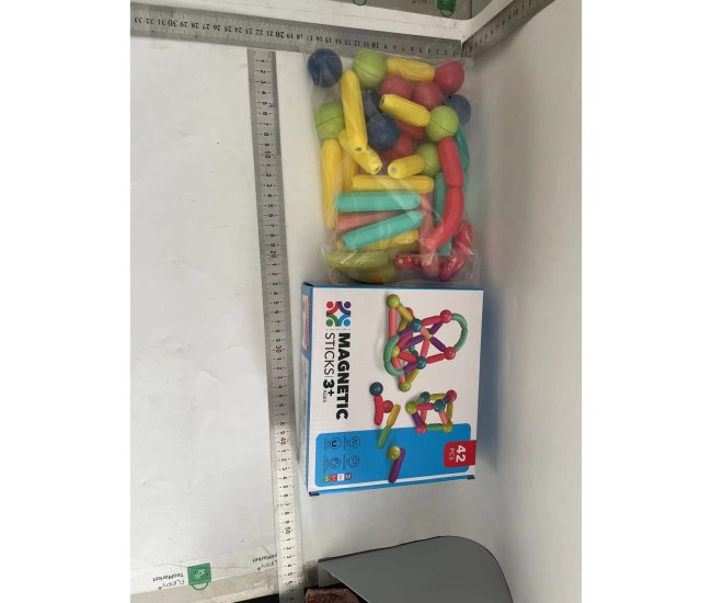 Set 42 de Piese Magnetice de Constructie, Flippy, Puzzle, Forme, 3 Ani, ABS, Magnet, 20x6.5x18 cm, Multicolor Set 42 de Piese Magnetice de Constructie, Flippy, Puzzle, Forme, 3 Ani, ABS, Magnet, 20x6.5x18 cm, Multicolor