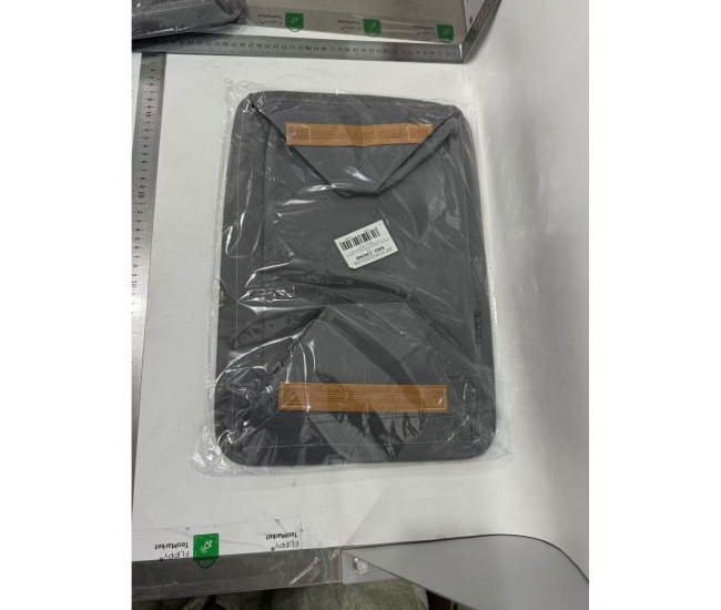 Cutie Depozitare Flippy, pentru Haine, lucruri, din Textil cu Cadru Metalic, Manere Laterale, forma Dreptunghiulara, 42 x 28 x 25 cm, volum 29 L, Gri Cutie Depozitare Flippy, pentru Haine, lucruri, din Textil cu Cadru Metalic, Manere Laterale, forma Dreptunghiulara, 42 x 28 x 25 cm, volum 29 L, Gri