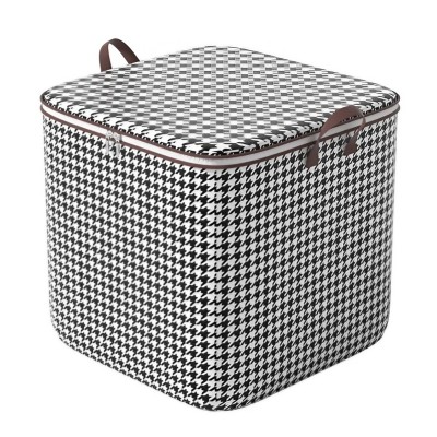 Cutie de Depozitare cu Fermoar, Flippy, Pliabila, Maner Ranforsat, Fermoar Rezistent, pentru Haine, Paturi, Plapumi, Perne, Lenjerii de Pat, Jucarii, 40x50x50 cm, 100 Litri, in Carouri, Alb-Negru