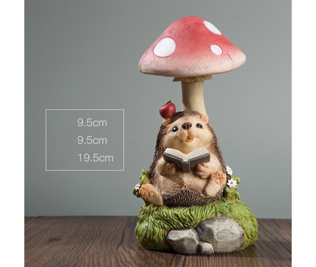 Decoratiune pentru Gradina, Flippy, Lumini LED cu Incarcare solara, 19.5 x 9.5 x 9.5 cm, Model Ciuperca cu Arici care Citeste, Maro inchis