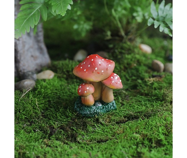Decoratiune Ornament pentru Ghiveci, Flippy, Decoratiune pentru Gradina, Model 1 Ciuperci Rosii cu Buline Albe, 3.1 x 4 cm, Rosu