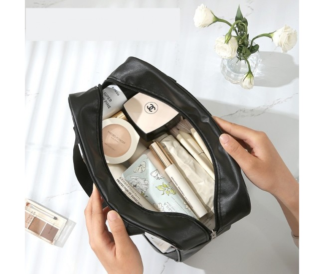Geanta cosmetice Flippy, pentru voiaj sau organizare, material PVC/textil, impermeabila, portabila, 30X21X12 cm, negru Geanta cosmetice Flippy, pentru voiaj sau organizare, material PVC/textil, impermeabila, portabila, 30X21X12 cm, negru
