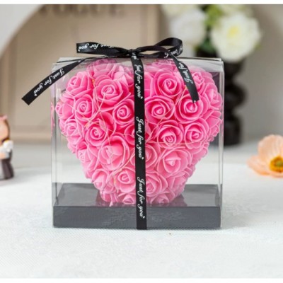 Inima din flori, Trandafiri de spuma, roz, 15x15x9 cm, Cutie 16x10x15 cm Inima din flori, Trandafiri de spuma, roz, 15x15x9 cm, Cutie 16x10x15 cm