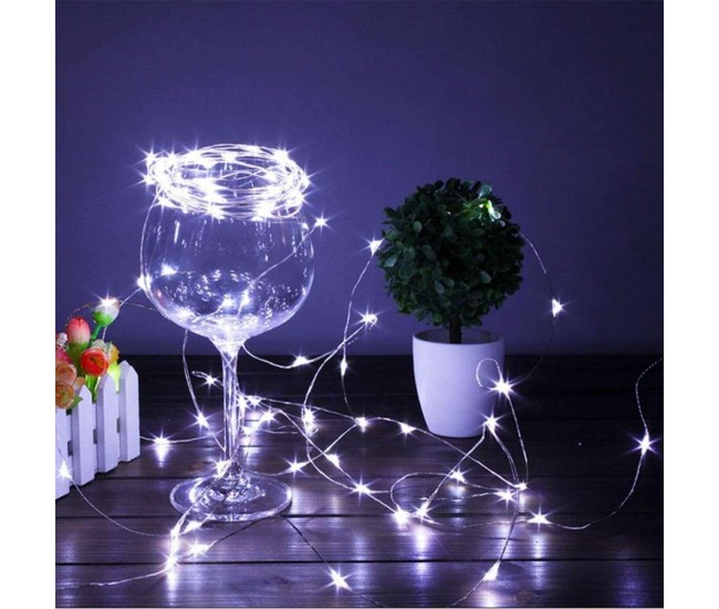 Instalatie Craciun, 10 metri, 100 LED-uri, cu Baterii si Telecomanda cu 8 functii, Alb rece, Flippy Instalatie Craciun, 10 metri, 100 LED-uri, cu Baterii si Telecomanda cu 8 functii, Alb rece, Flippy