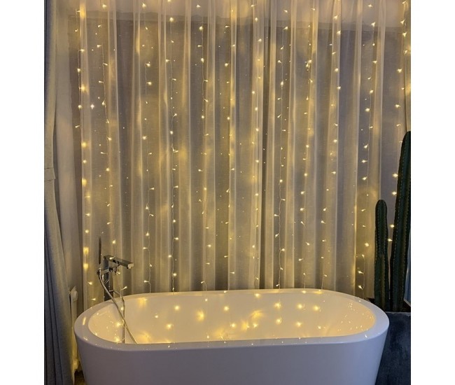 Instalatie Craciun, Tip Perdea, IP44, 6 m x 2 m, 720 LED-uri, Alb cald, 8 jocuri de lumini, Transformator, Interconectabila, Prelungitor 3 m inclus, Fir transparent, Interior/ Exterior, Flippy Instalatie Craciun, Tip Perdea, IP44, 6 m x 2 m, 720 LED-uri, Alb cald, 8 jocuri de lumini, Transformator, Interconectabila, Prelungitor 3 m inclus, Fir transparent, Interior/ Exterior, Flippy