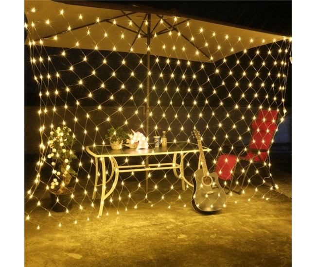 Instalatie Craciun, Tip Plasa, 3 m x 1.5 m, 240 LED-uri, Alb cald, 8 jocuri de lumini, Transformator, Interconectabila, Prelungitor 3 m inclus, Fir transparent, Flippy Instalatie Craciun, Tip Plasa, 3 m x 1.5 m, 240 LED-uri, Alb cald, 8 jocuri de lumini, Transformator, Interconectabila, Prelungitor 3 m inclus, Fir transparent, Flippy