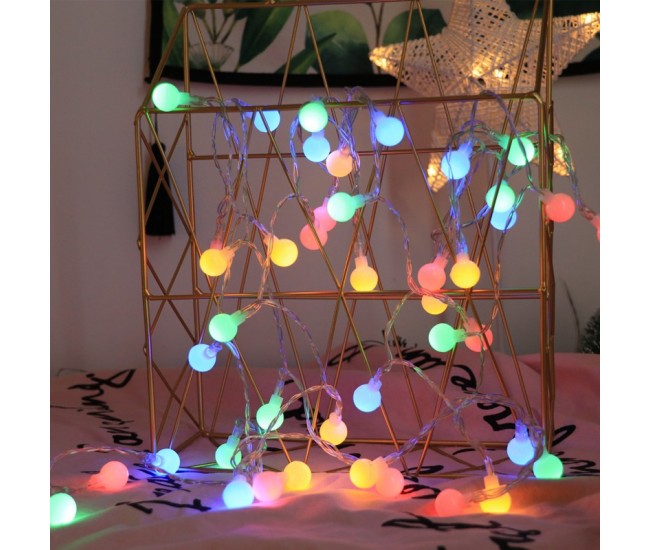 Instalatie sfere brad Craciun Flippy, 4 metri, 30 LEd-uri, alimentare la retea, fir transparent, multicolora