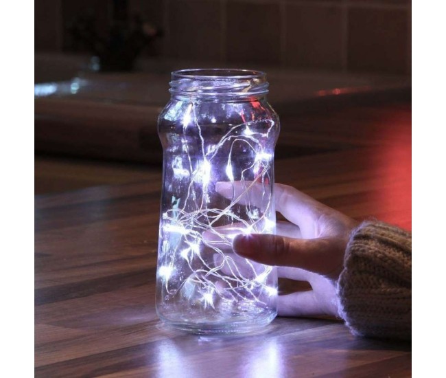 Instalatie de Craciun cu Baterii Tip Liniar, 2 jocuri de lumini, Fir Transparent 1 m 10 LED -uri, Alb Rece Instalatie de Craciun cu Baterii Tip Liniar, 2 jocuri de lumini, Fir Transparent 1 m 10 LED -uri, Alb Rece