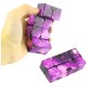 Jucarie Interactiva Antistres cu Miscari Infinite, Cub Magic, 3 ani, 4x4x4cm, Violet Jucarie Interactiva Antistres cu Miscari Infinite, Cub Magic, 3 ani, 4x4x4cm, Violet