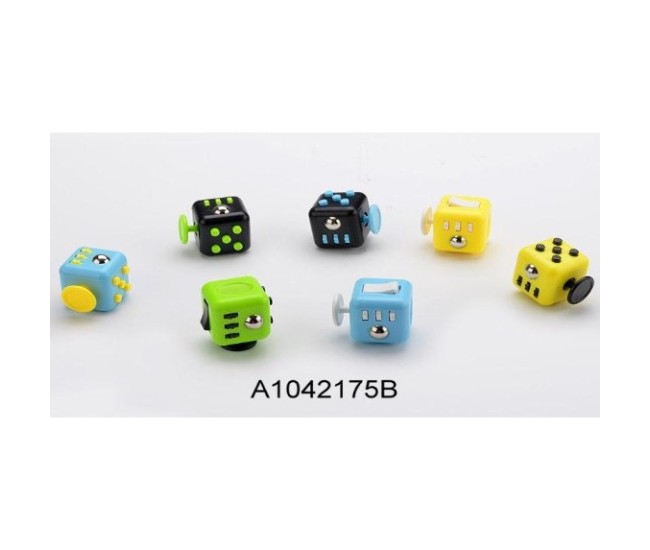 Jucarie interactiva antistres cub cu 6 avtivitati, multicolor Jucarie interactiva antistres cub cu 6 avtivitati, multicolor