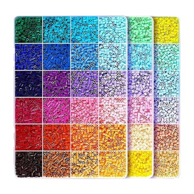 Kit de Margele Perle, Flippy, Set DIY 3D din 72 de Culori, 6000 de piese, Instrumente pentru Margele Incluse, 2.6 mm in cutie, Multicolor Kit de Margele Perle, Flippy, Set DIY 3D din 72 de Culori, 6000 de piese, Instrumente pentru Margele Incluse, 2.6 mm in cutie, Multicolor