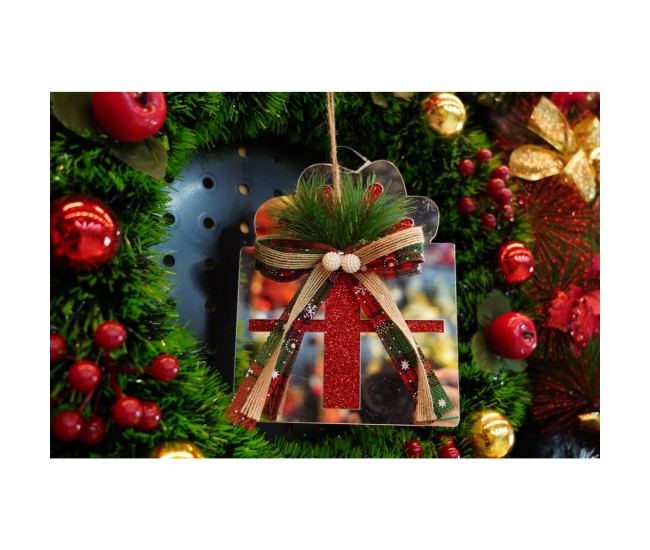 Ornament brad, Flippy, Cadou, Argintiu, Lucios, 14*15CM, Acril, Interior/ Exterior Ornament brad, Flippy, Cadou, Argintiu, Lucios, 14*15CM, Acril, Interior/ Exterior