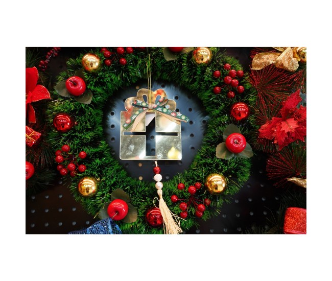 Ornament brad, Flippy, Cadou, Auriu, Lucios, 16*28CM, Acril, Interior/ Exterior Ornament brad, Flippy, Cadou, Auriu, Lucios, 16*28CM, Acril, Interior/ Exterior