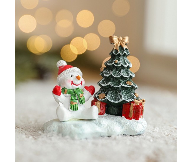 Ornament de Craciun din Rasina pentru Decor, Flippy, Model Om de Zapada cu Brad, Decoratiune de Birou pentru Craciun, 6.5 x 6.5 x 4 cm, Alb Verde Ornament de Craciun din Rasina pentru Decor, Flippy, Model Om de Zapada cu Brad, Decoratiune de Birou pentru Craciun, 6.5 x 6.5 x 4 cm, Alb Verde