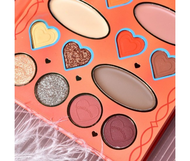 Paleta de Machiaj, KEVIN&COCO, 20 Culori Orange Girl, Fard de Pleoape si Blush, Portocaliu Paleta de Machiaj, KEVIN&COCO, 20 Culori Orange Girl, Fard de Pleoape si Blush, Portocaliu