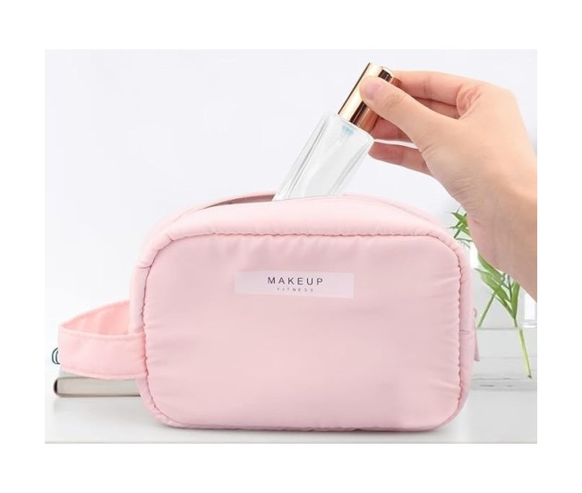 Portfard, Flippy, cu Maner, Material Impermeabil, pentru Cosmetice, 16 x 11 x 7 cm, Roz Portfard, Flippy, cu Maner, Material Impermeabil, pentru Cosmetice, 16 x 11 x 7 cm, Roz