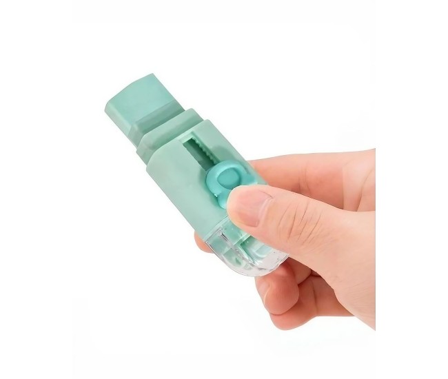 Radiera Retractabila, Flippy, Model Ursulet, Reglare Push-Pull, Radiera de tip Push, Doua Radiere de Rezerva in set din Cauciuc, Verde deschis Radiera Retractabila, Flippy, Model Ursulet, Reglare Push-Pull, Radiera de tip Push, Doua Radiere de Rezerva in set din Cauciuc, Verde deschis