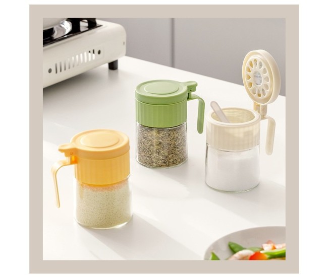 Recipient Condimente, Flippy, din Stilca, 180 ml, cu Maner si Lingurita, 10.6 x 7 x 7 cm, Capac Mat, Verde Recipient Condimente, Flippy, din Stilca, 180 ml, cu Maner si Lingurita, 10.6 x 7 x 7 cm, Capac Mat, Verde