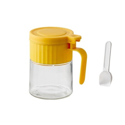 Recipient Condimente, Flippy, din Stilca, 180 ml, cu Maner si Lingurita, 10.6 x 7 x 7 cm, Capac Mat, Galben Recipient Condimente, Flippy, din Stilca, 180 ml, cu Maner si Lingurita, 10.6 x 7 x 7 cm, Capac Mat, Galben