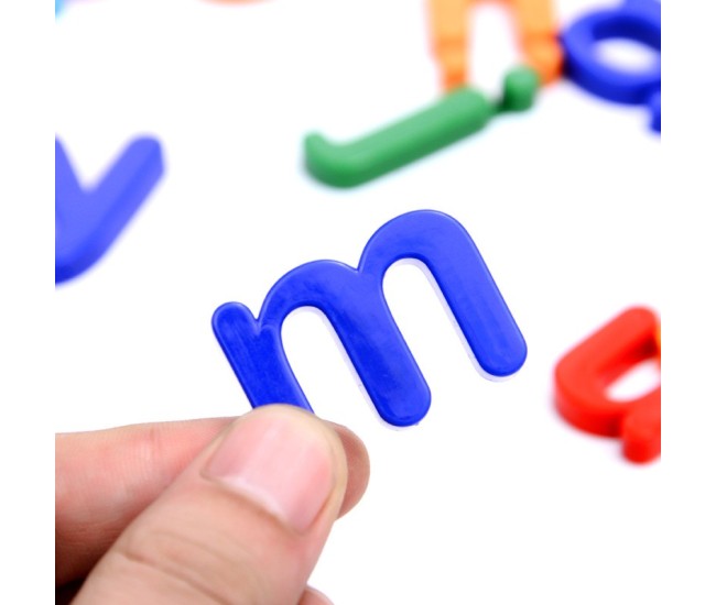 Set 26 Litere, Flippy, Magnetice, pentru Frigider, din Plastic, +3 Ani, 13 x 18 x 14 cm, Multicolor Set 26 Litere, Flippy, Magnetice, pentru Frigider, din Plastic, +3 Ani, 13 x 18 x 14 cm, Multicolor