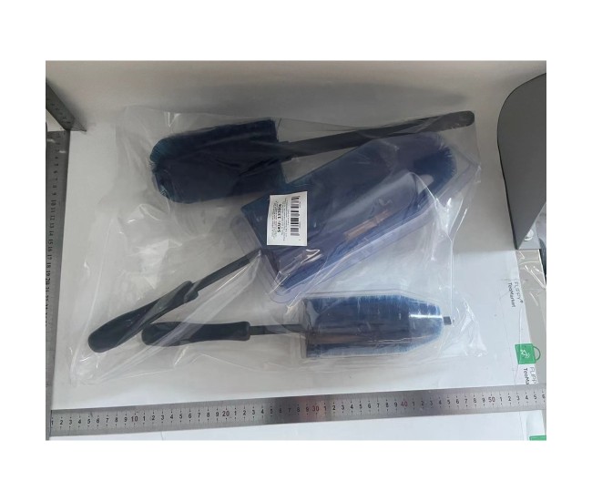 Set 3 Piese pentru Cosmetica Auto, Flippy, din Plastic si Otel, Maner Ergonomic, Perie Butuc, Anvelope, Detalii, Albastru Set 3 Piese pentru Cosmetica Auto, Flippy, din Plastic si Otel, Maner Ergonomic, Perie Butuc, Anvelope, Detalii, Albastru