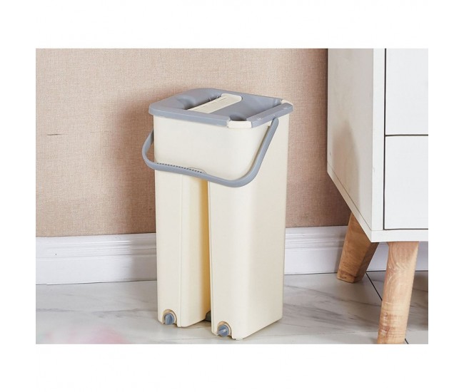 Set de curatenie Flippy, mop si galeata, galeata 6 l, 2 rezerve microfibra incluse, design modern, pentru interior, material plastic, peri sintetici, plat, cu storcere, bej