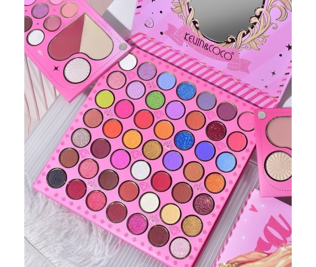Trusa de Machiaj, KEVIN & COCO, Princess Palette. Fard de Pleoape, Iluminator, Corector, Ruj, 79 culori, 19.7 x 20 x 2 cm Trusa de Machiaj, KEVIN & COCO, Princess Palette. Fard de Pleoape, Iluminator, Corector, Ruj, 79 culori, 19.7 x 20 x 2 cm