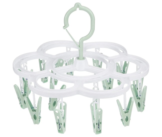 Uscator de Rufe Suspendat Flippy, cu 16 Carlige, Rotire 360 Grade, Mateiral Plastic, Usor de Depozitat, Multifunctional, 26 x 21 cm, Verde Uscator de Rufe Suspendat Flippy, cu 16 Carlige, Rotire 360 Grade, Mateiral Plastic, Usor de Depozitat, Multifunctional, 26 x 21 cm, Verde